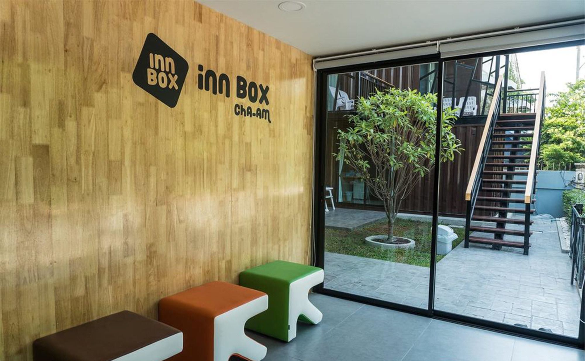 Inn Box Cha-Am Luaran gambar
